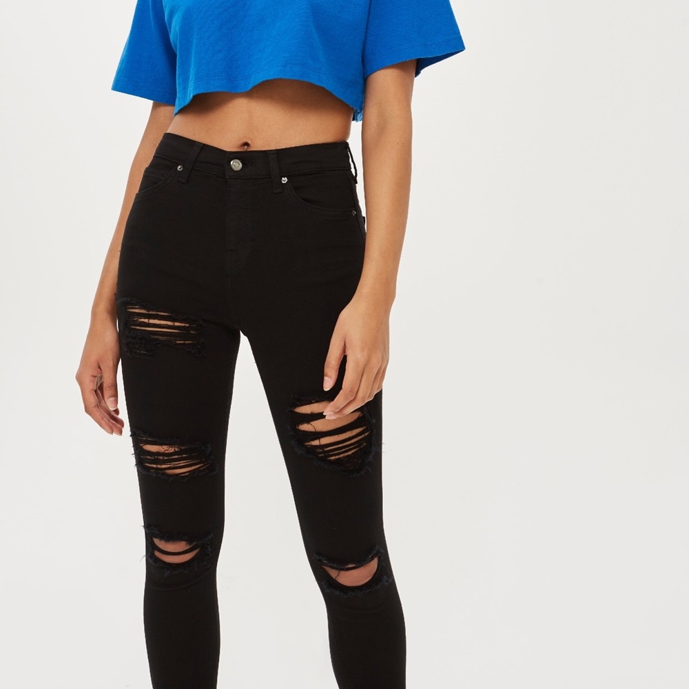 Topshop Black Super Ripped Jamie Jeans, size 24